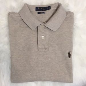 ✨ MAKE OFFER ✨
{POLO} OATMEAL CUSTOM FIT POLO